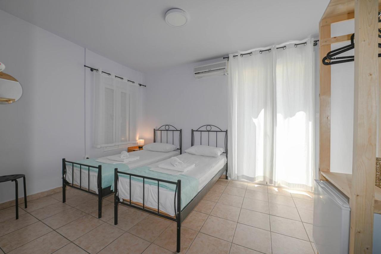 Hermes Rooms Tínos Buitenkant foto